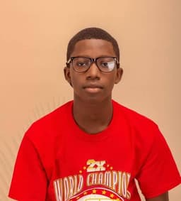 Elusogbon Emmanuel - Design Intern